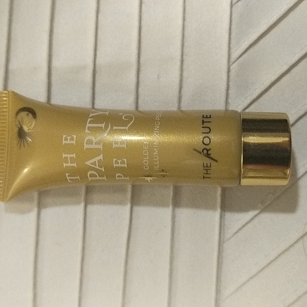 Gold Illuminating Peel